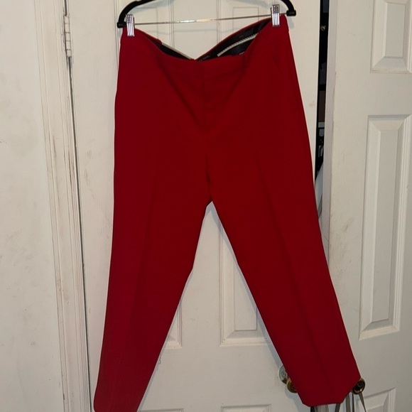 Banana Republic Avery Straight-Fit Mid-Rise Red pant size 14 New With Tags - Picture 2 of 11